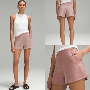 Lululemon Ribbed Softstreme High-Rise Short 2"